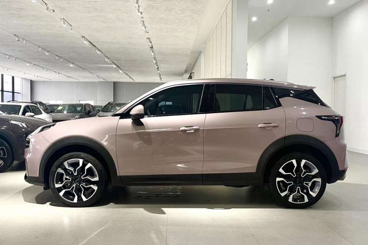 Used Lynk & Co 06 EM-P 2022 PHEV Shero Pink Special Edition Left Side