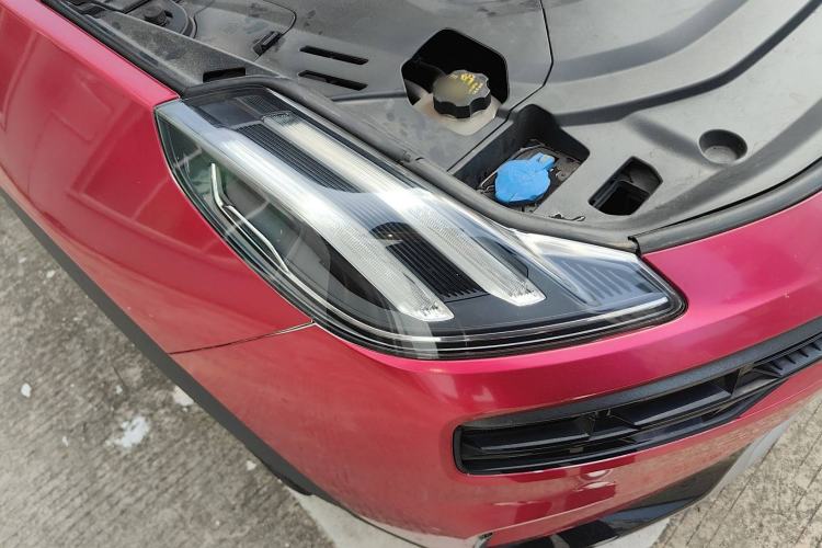 Used Lynk & Co 06 EM-P 2022 PHEV 84 km Range Pro Version Right Front Headlight