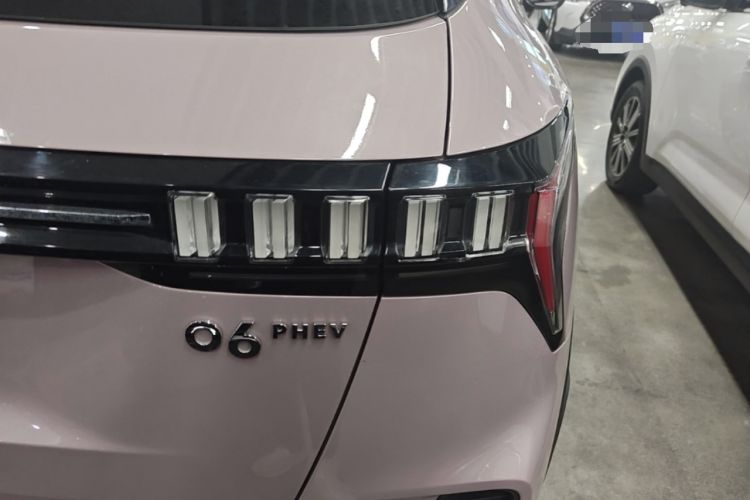 Used Lynk & Co 06 EM-P 2022 PHEV Shero Pink Special Edition Right Rear Taillight