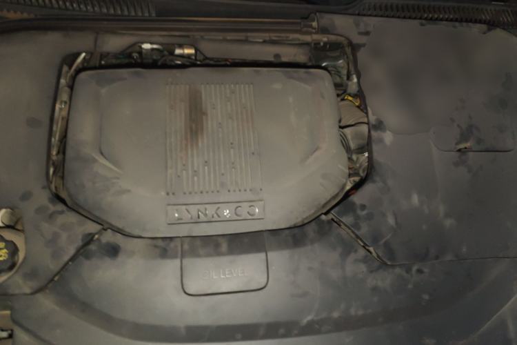 Used Lynk & Co 06 EM-P 2022 PHEV 84 km Range Pro Version Engine Bay