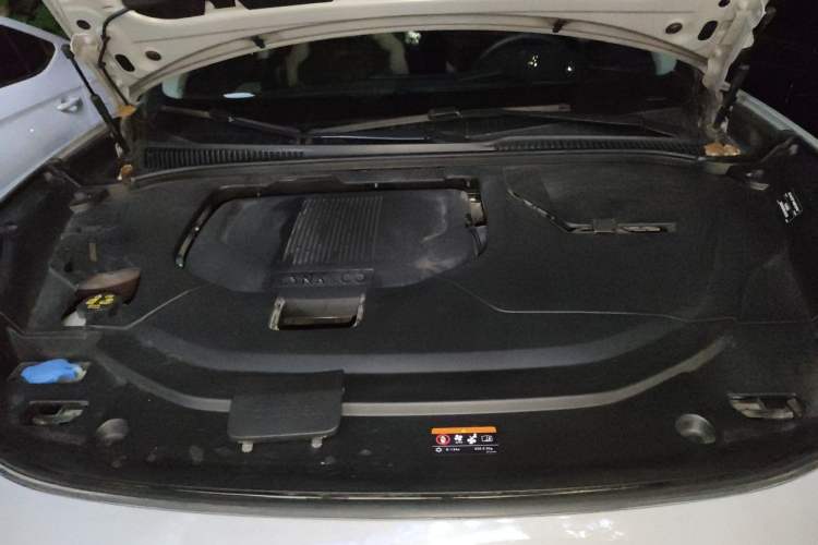 Used Lynk & Co 06 EM-P 2022 PHEV 84 km Range Pro Version Engine Bay