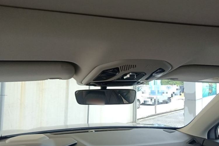 Used Lynk & Co 06 EM-P 2022 PHEV 84 km Range Pro Version Headliner
