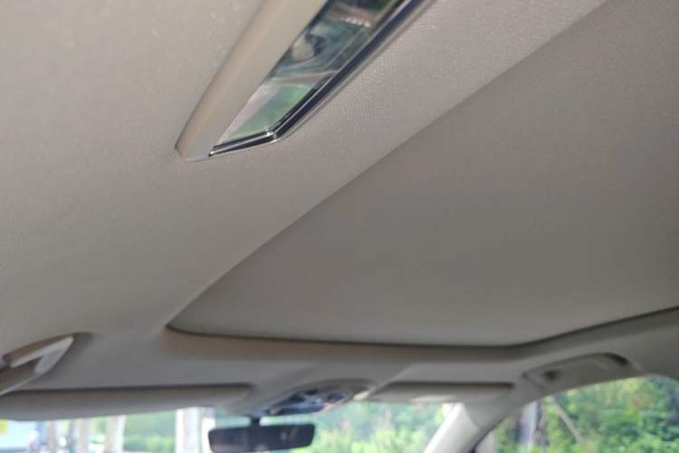 Used Lynk & Co 06 EM-P 2022 PHEV 84 km Range Pro Version Headliner