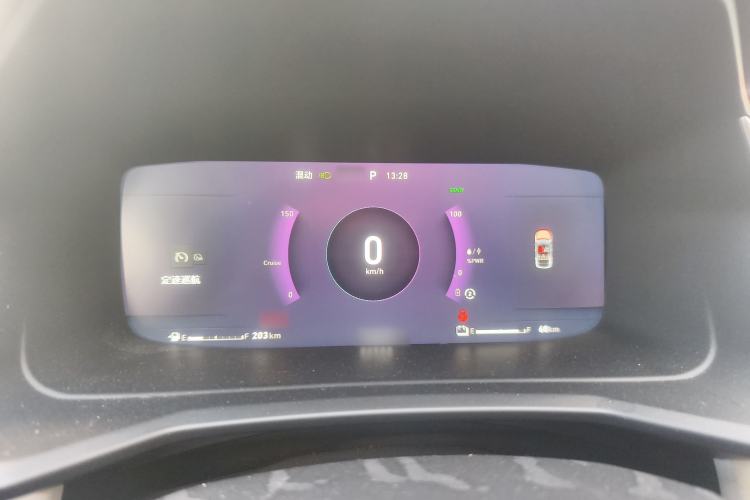 Used Lynk & Co 06 EM-P 2022 PHEV 84 km Range Pro Version Instrument Cluster