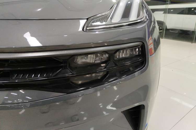 Used Lynk & Co 06 EM-P 2022 PHEV 84 km Range Pro Version Left Front Headlight