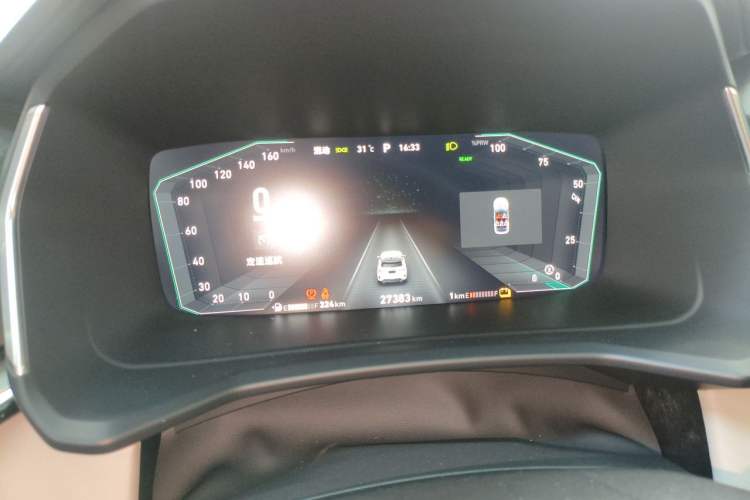 Used Lynk & Co 06 EM-P 2022 PHEV 84 km Range Pro Version Odometer Close Up