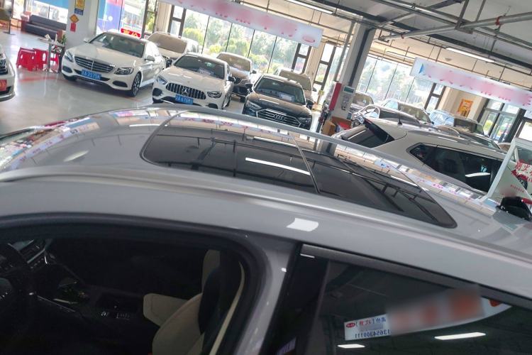 Used Lynk & Co 06 EM-P 2022 PHEV 84 km Range Pro Version Roof