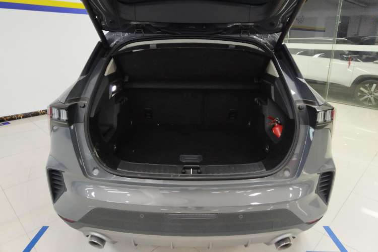 Used Lynk & Co 06 EM-P 2022 PHEV 84 km Range Pro Version Trunk