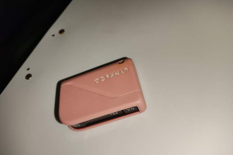 Used Lynk & Co 06 EM-P 2022 PHEV Shero Pink Special Edition Vehicle Key