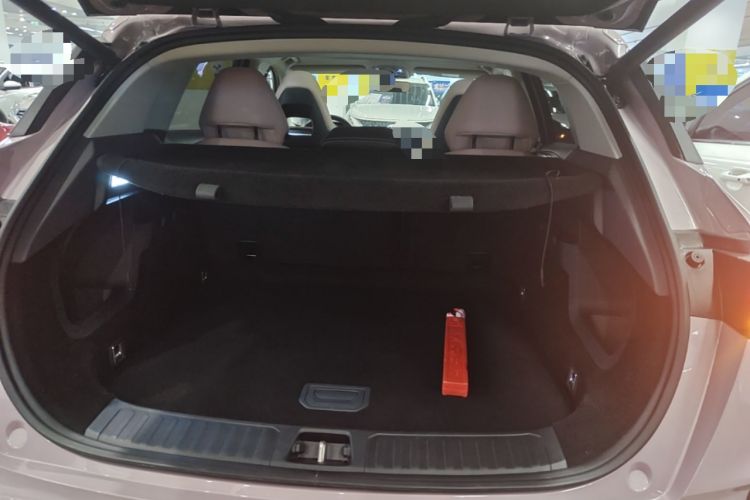 Used Lynk & Co 06 EM-P 2022 PHEV Shero Pink Special Edition Trunk