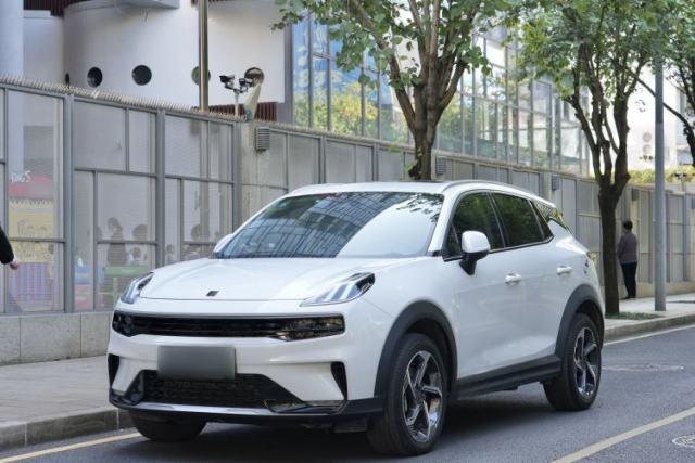 Used Lynk & Co 06 EM-P 2022 PHEV 84 km Range Pro Version