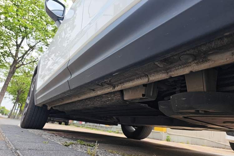 Used Lynk & Co 06 EM-P 2022 PHEV 84 km Range Pro Version Chassis Rear Left