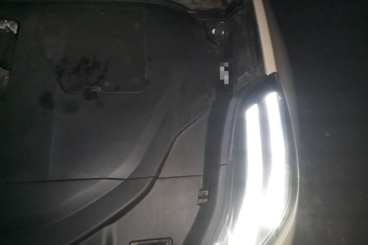 Used Lynk & Co 06 EM-P 2022 PHEV 84 km Range Pro Version Engine Bay Left
