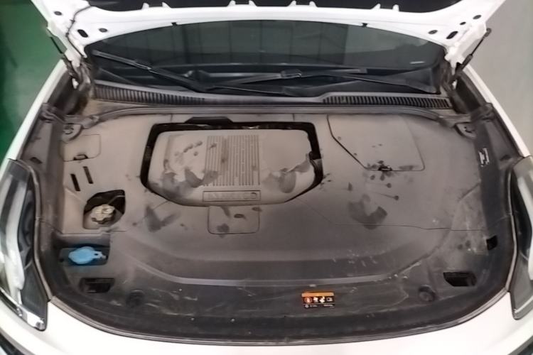 Used Lynk & Co 06 EM-P 2022 PHEV 84 km Range Pro Version Engine Bay
