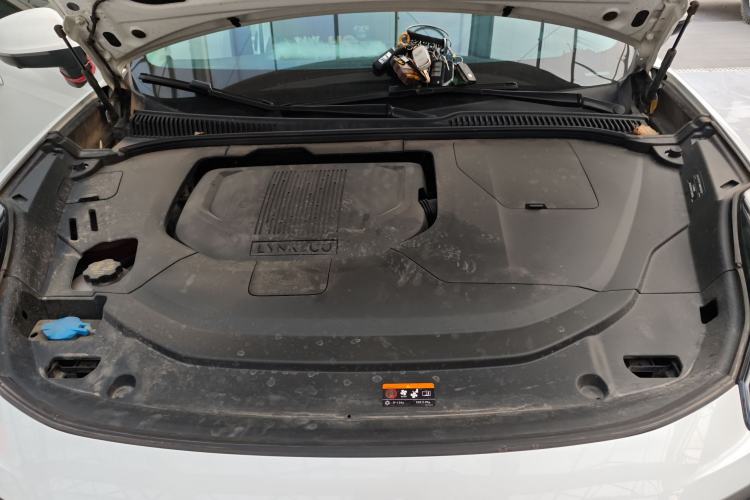 Used Lynk & Co 06 EM-P 2022 PHEV 84 km Range Pro Version Engine Bay