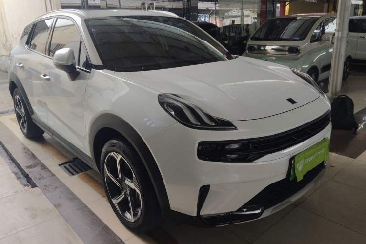 Used Lynk & Co 06 EM-P 2022 PHEV 84 km Range Pro Version Exterior 1