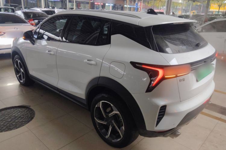 Used Lynk & Co 06 EM-P 2022 PHEV 84 km Range Pro Version Exterior 2