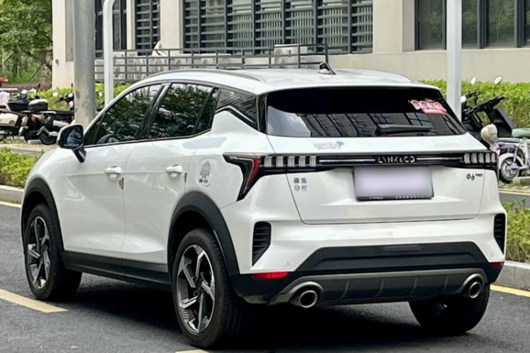 Used Lynk & Co 06 EM-P 2022 PHEV 84 km Range Pro Version Exterior 3