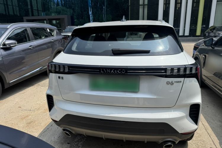 Used Lynk & Co 06 EM-P 2022 PHEV 84 km Range Pro Version Exterior 4