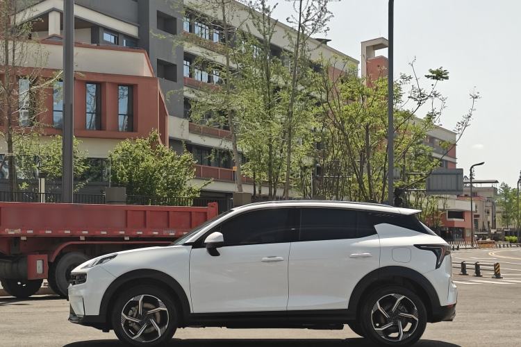 Used Lynk & Co 06 EM-P 2022 PHEV 84 km Range Pro Version Exterior 5
