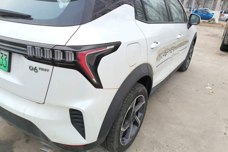 Used Lynk & Co 06 EM-P 2022 PHEV 84 km Range Pro Version Exterior 6