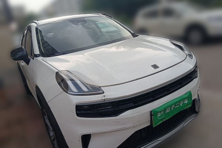 Used Lynk & Co 06 EM-P 2022 PHEV 84 km Range Pro Version Front Right 45 Deg