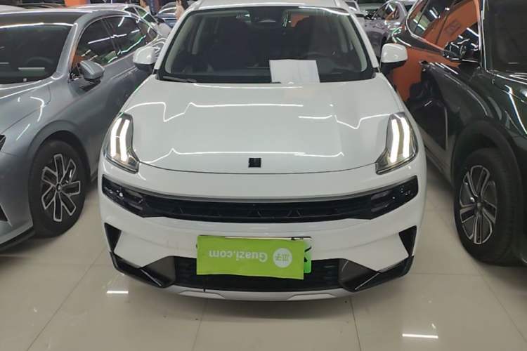 Used Lynk & Co 06 EM-P 2022 PHEV 84 km Range Pro Version Front
