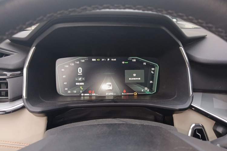 Used Lynk & Co 06 EM-P 2022 PHEV 84 km Range Pro Version Instrument Cluster
