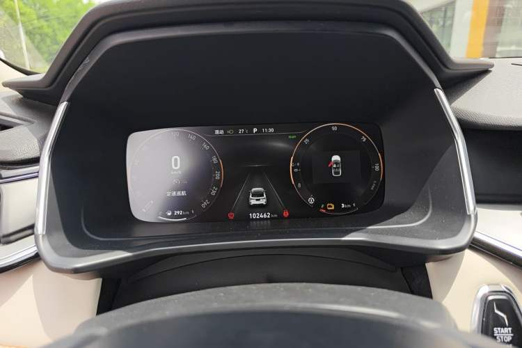 Used Lynk & Co 06 EM-P 2022 PHEV 84 km Range Pro Version Instrument Cluster