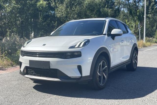 Used Lynk & Co 06 EM-P 2022 PHEV 84 km Range Pro Version