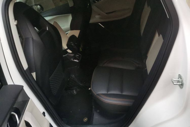Used Lynk & Co 06 EM-P 2022 PHEV 84 km Range Pro Version Left Rear Seat