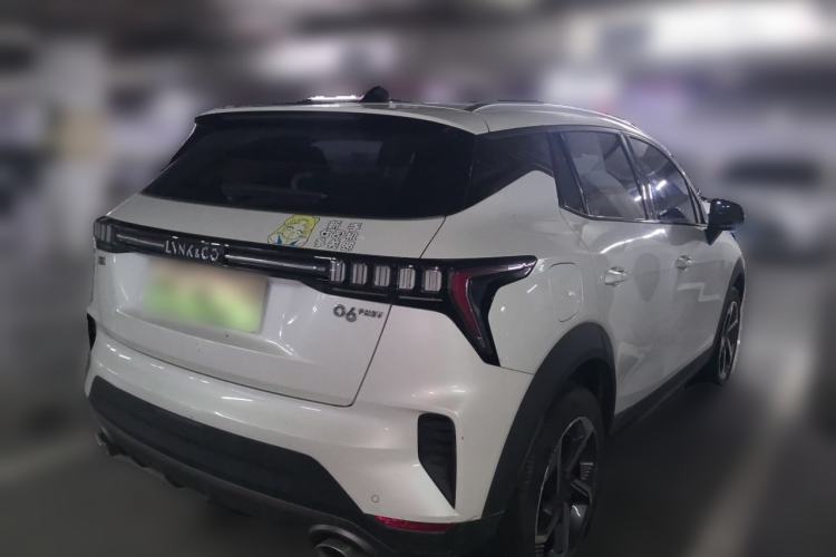 Used Lynk & Co 06 EM-P 2022 PHEV 84 km Range Pro Version Rear Right 45 Deg