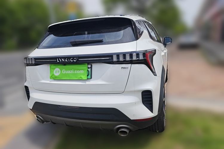 Used Lynk & Co 06 EM-P 2022 PHEV 84 km Range Pro Version Rear Right 45 Deg