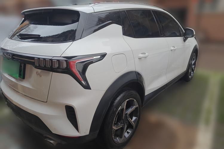 Used Lynk & Co 06 EM-P 2022 PHEV 84 km Range Pro Version Rear Right 45 Deg