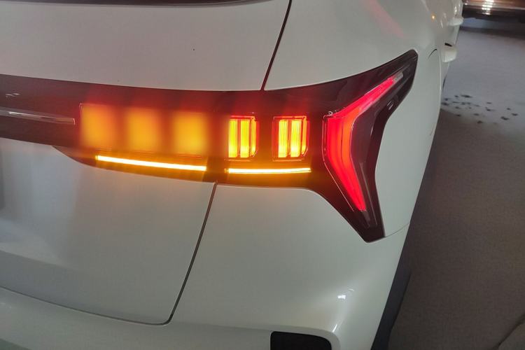 Used Lynk & Co 06 EM-P 2022 PHEV 84 km Range Pro Version Right Rear Taillight