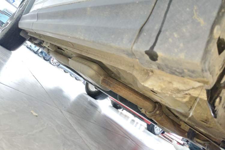 Used Lynk & Co 06 EM-P 2022 PHEV 84 km Range Pro Version Right Side Sill