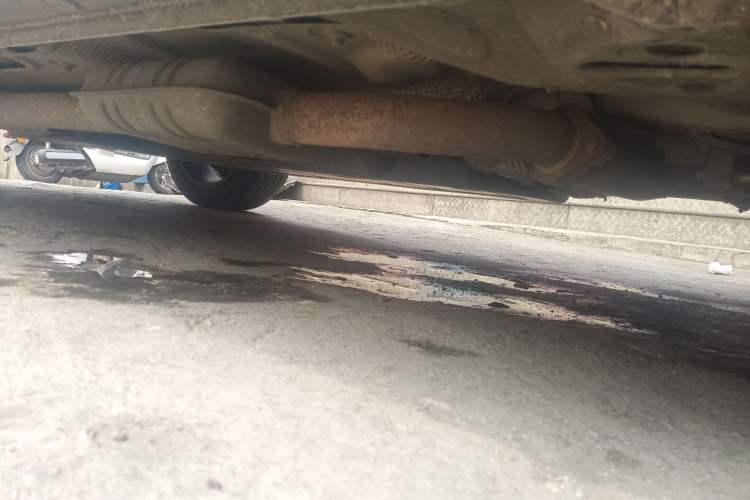 Used Lynk & Co 06 EM-P 2022 PHEV 84 km Range Pro Version Right Side Sill