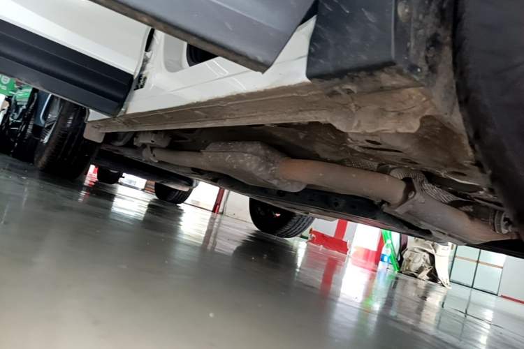 Used Lynk & Co 06 EM-P 2022 PHEV 84 km Range Pro Version Right Side Sill