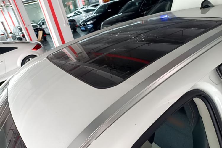 Used Lynk & Co 06 EM-P 2022 PHEV 84 km Range Pro Version Roof