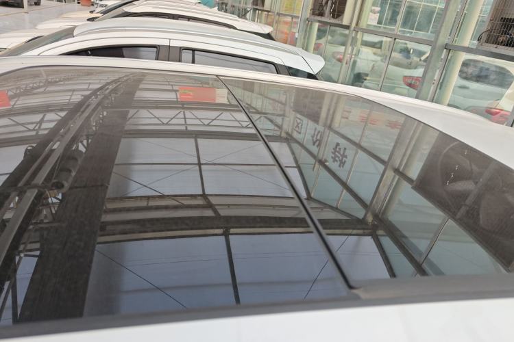 Used Lynk & Co 06 EM-P 2022 PHEV 84 km Range Pro Version Roof