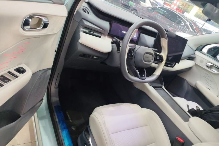 Used Lynk & Co 06 EM-P 2023 EM-P 126 Long-Range Halo Driver Seat