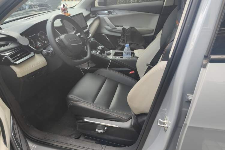 Used Lynk & Co 06 EM-P 2023 1.5T Remix PHEV Pro Left Front Seat