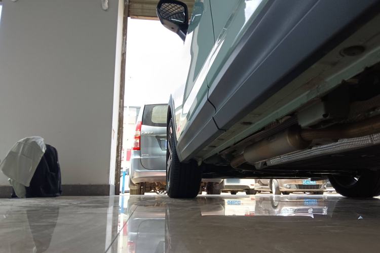 Used Lynk & Co 06 EM-P 2023 EM-P 126 Long-Range Halo Left Side Sill