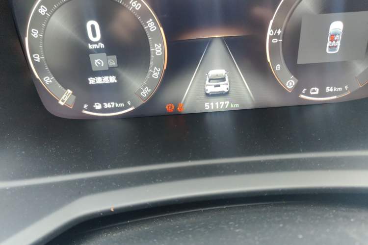 Used Lynk & Co 06 EM-P 2023 1.5T Remix PHEV Pro Odometer Close Up