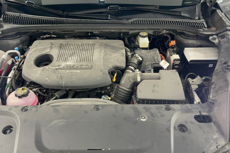 Used Lynk & Co 06 EM-P 2023 EM-P 126 Long-Range Halo Engine Bay