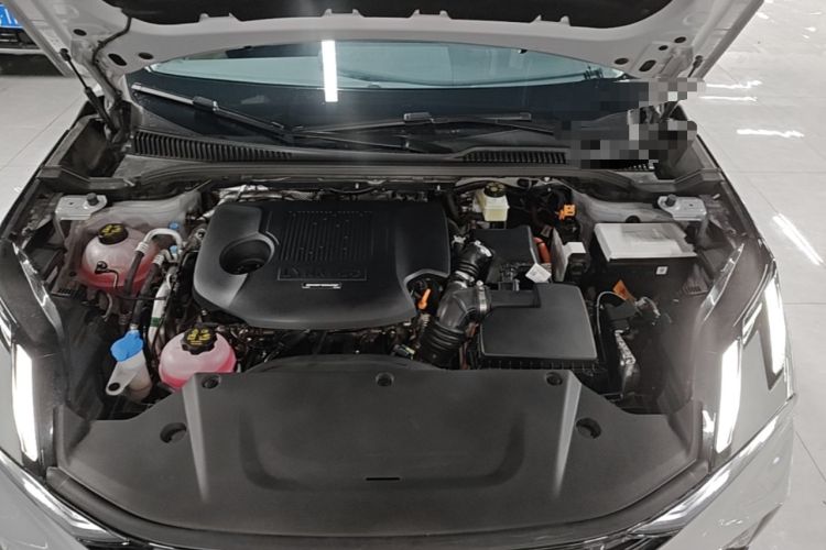 Used Lynk & Co 06 EM-P 2023 EM-P 56 Standard Range Pro Engine Bay