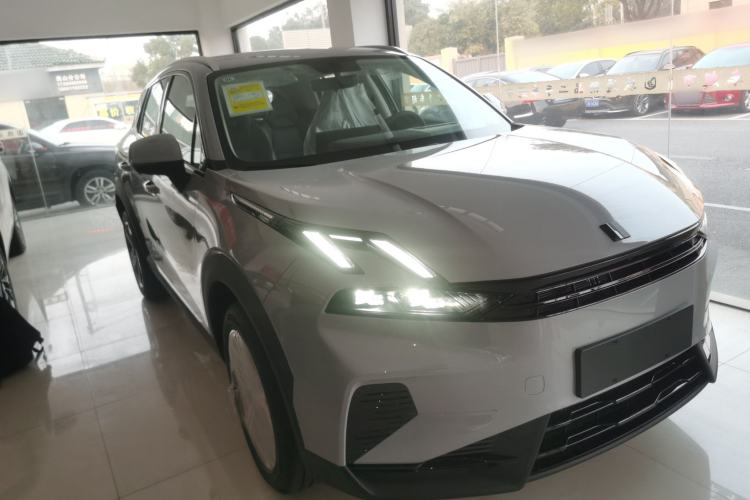 Used Lynk & Co 06 EM-P 2023 EM-P 56 Standard Range Pro Exterior 2
