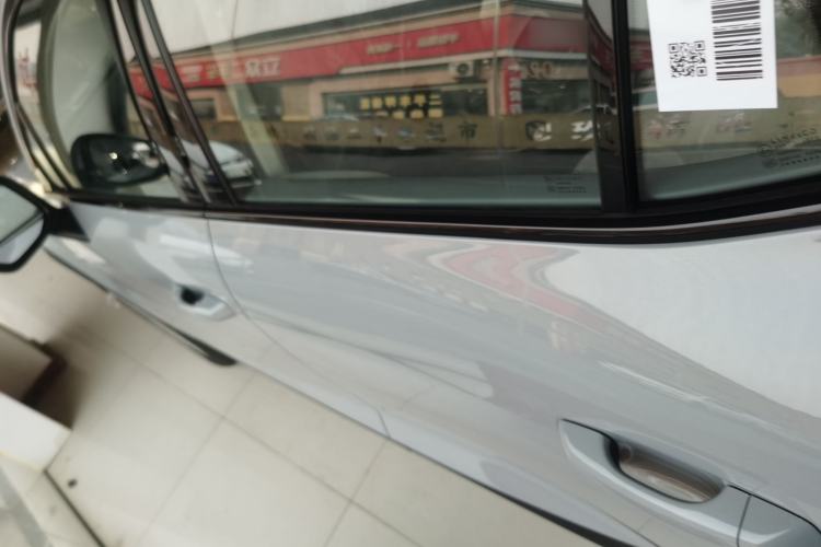 Used Lynk & Co 06 EM-P 2023 EM-P 56 Standard Range Pro Exterior 3