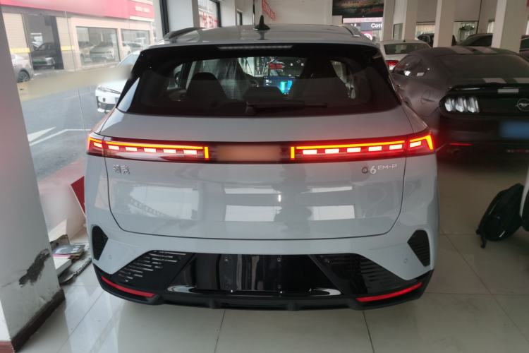 Used Lynk & Co 06 EM-P 2023 EM-P 56 Standard Range Pro Exterior 4