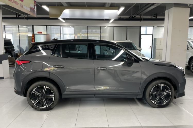 Used Lynk & Co 06 EM-P 2023 EM-P 126 Long-Range Halo Exterior 7